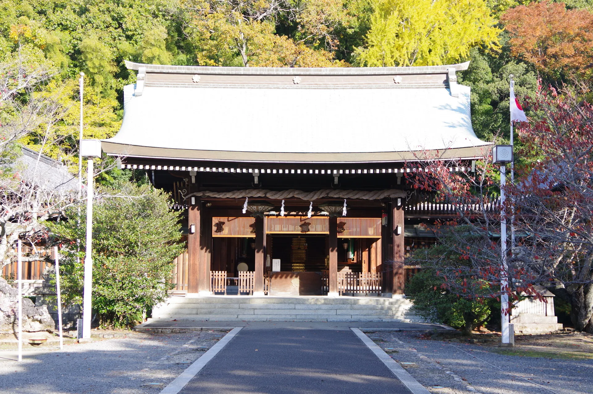 愛媛縣護國神社の写真