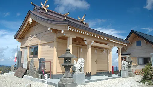 太平山三吉神社の写真 2