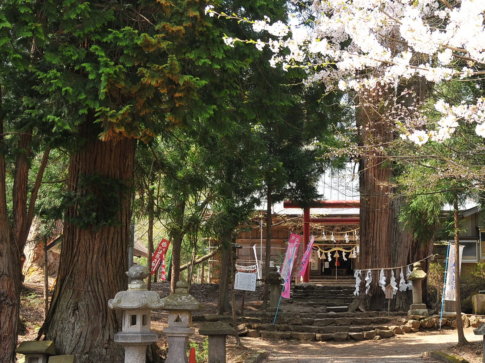 磐椅神社の写真 3